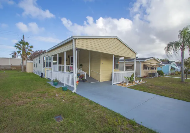 Homes for sale in Port St Lucie, FL | 245 Camino Del Rio, Port St Lucie, FL 34952 | MLS# B26000637