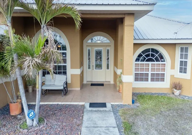 5th image of 1023 Caribbean Ave, Clewiston, FL 33440 | MLS# B26000670