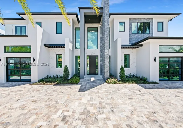 Homes for sale in Fort Lauderdale, FL | 2848 Ne 26Th Pl, Fort Lauderdale, FL 33306 | MLS# A11977119