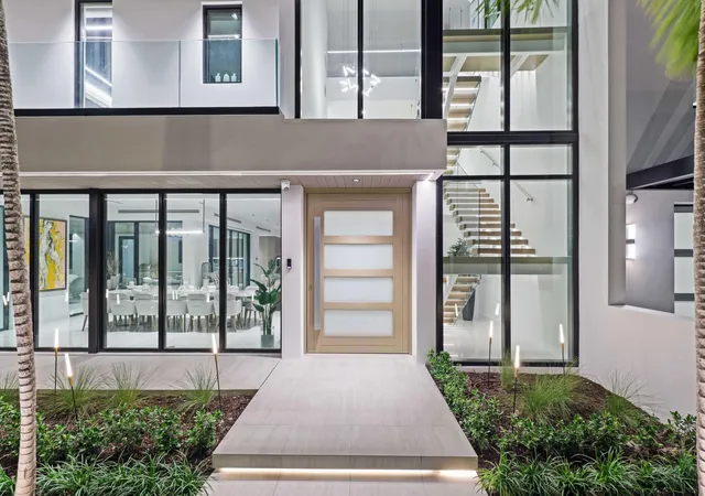 4th image of 237 Elwa Pl, West Palm Beach, FL 33405 | MLS# B26000842
