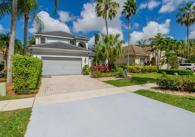 Homes for sale in Lake Worth, FL | 6005 Newport Village Wy, Lake Worth, FL 33463 | MLS# B26000907