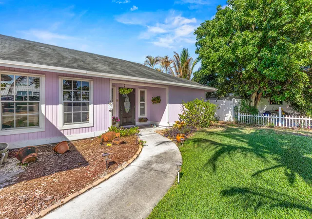 4th image of 4153 Russell St, Jupiter, FL 33469 | MLS# B26001060