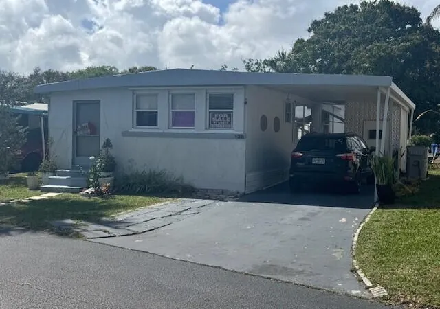 Homes for sale in Pompano Beach, FL | 128 Havenwood Dr, Pompano Beach, FL 33064 | MLS# B26001089
