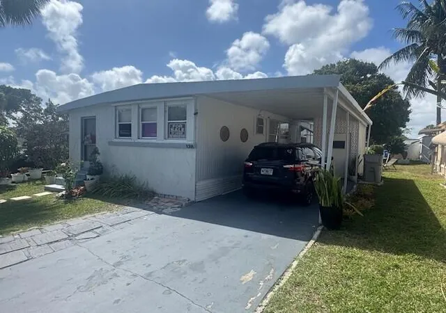 Homes for sale in Pompano Beach, FL | 128 Havenwood Dr, Pompano Beach, FL 33064 | MLS# B26001089