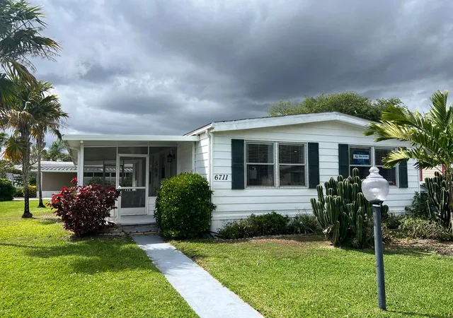 5th image of 6741 Nw 44Th Wy Nw #T-08, Coconut Creek, FL 33073 | MLS# B26001200