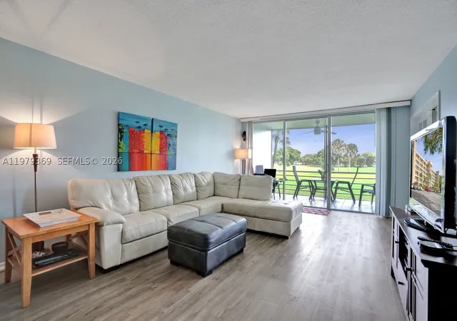 2nd image of 2651 S Crse Dr, Pompano Beach, FL 33069