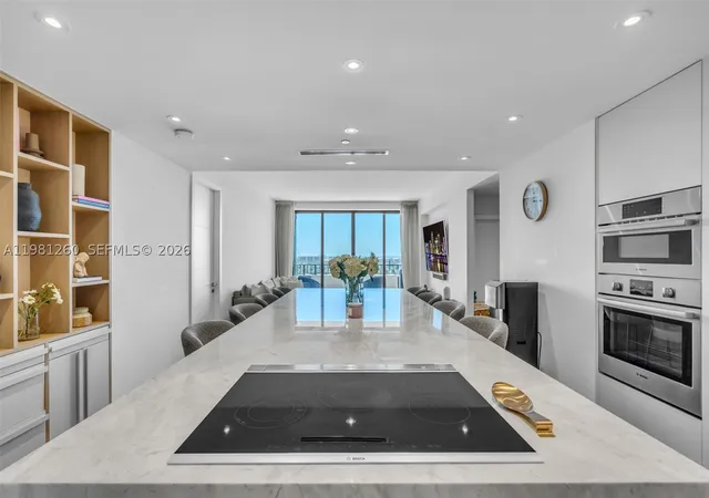 3rd image of 151 Crandon Blvd #1035, Key Biscayne, FL 33149 | MLS# A11981260