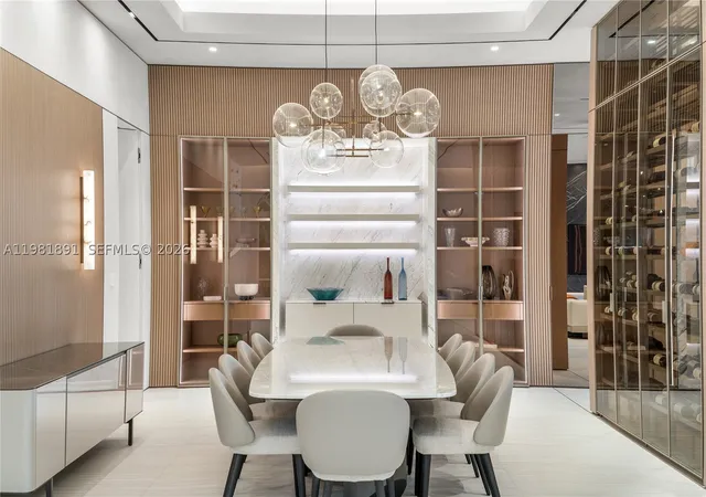 Photo 3 of Mansion for sale at 1522 Island Blvd, Aventura, FL 33160 | MLS# A11981891 | Listing updated on 2026-03-19
