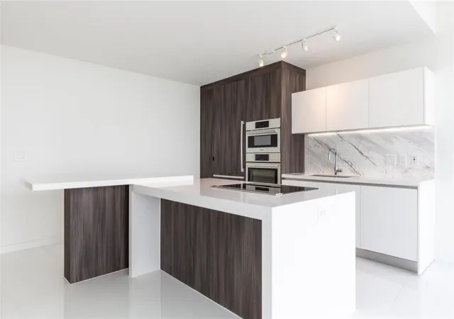 5th image of 851 Ne 1St Ave #1510, Miami, FL 33130 | MLS# B26001460