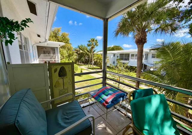 4th image of 2551 W Golf Blvd, Pompano Beach, FL 33064