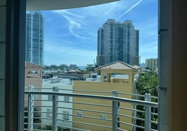 4th image of 110 Washington Ave #1717, Miami Beach, FL 33139 | MLS# B26001595