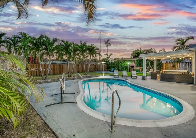 2nd image of 4212 Van Buren St, Hollywood, FL 33021 | MLS# A11982566