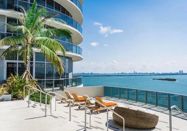 Homes for sale in Miami, FL | 488 Ne 18th, Miami, FL 33132 | Houzeo