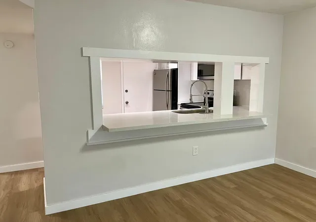 5th image of 1401 Ne 191St St, Miami, FL 33179 | MLS# B26001773