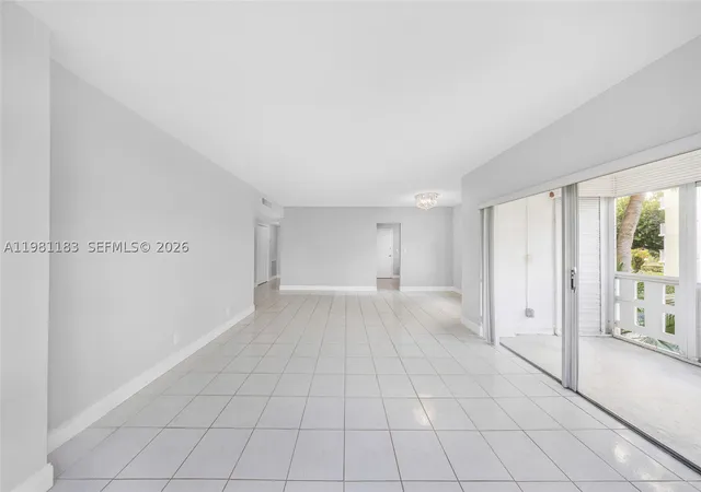 Homes for sale in Hollywood, FL | 4350 Hillcrest Dr #200, Hollywood, FL 33021 | MLS# A11981183