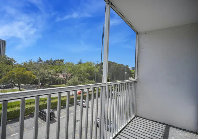 Homes for sale in North Miami Beach, FL | 16851 Ne 23Rd Ave #A408, North Miami Beach, FL 33160 | MLS# B26001983