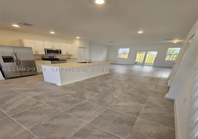 Multi family home for sale at 1148 Se 2Nd St, Homestead, FL 33034 | MLS# A11982910