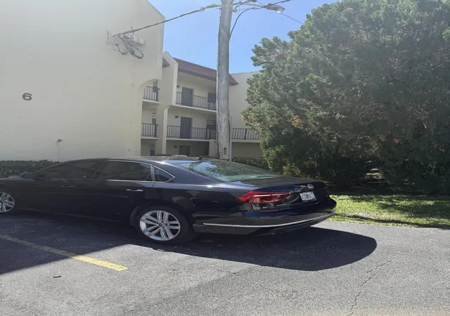 16th image of 2025 Oleander Blvd #105, Fort Pierce, FL 34982 | MLS# B26002045