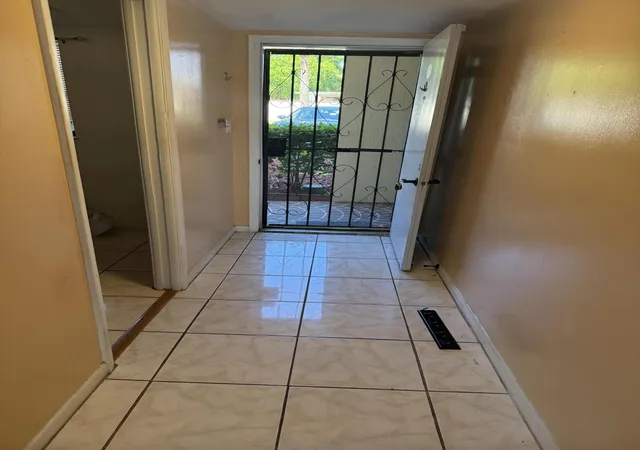 2nd image of 2025 Oleander Blvd #105, Fort Pierce, FL 34982 | MLS# B26002045