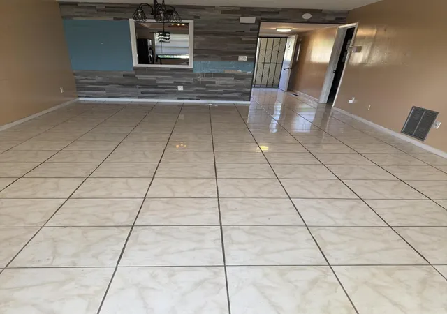 4th image of 2025 Oleander Blvd, Fort Pierce, FL 34982