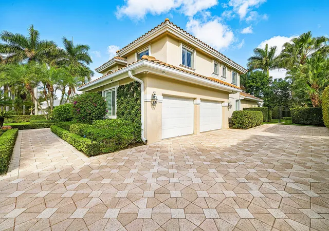 Homes for sale in Boynton Beach, FL | 4361 Gleneagles Dr, Boynton Beach, FL 33436 | MLS# B26002064