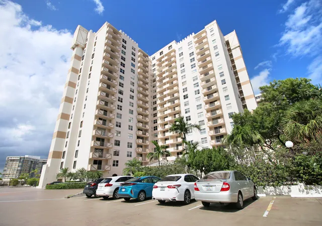 29th image of 1865 S Ocean Dr #6c, Hallandale Beach, FL 33009 | MLS# B26002079