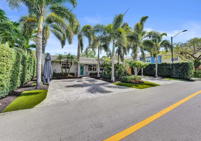 2nd image of 2610 Ne 10th Ter #2608-2610, Wilton Manors, FL 33334 | MLS# B26002081