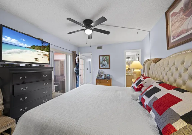 4th image of 2317 Sw 81St Ter #3, North Lauderdale, FL 33068 | MLS# B26002180
