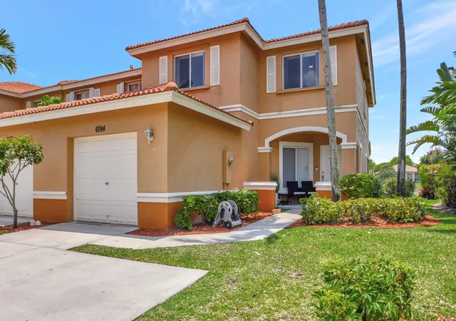 3rd image of 6194 Reynolds St, West Palm Beach, FL 33411 | MLS# B26002206