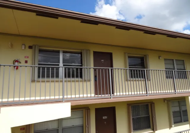 4th image of 151 Sw 135Th Ter #303t, Pembroke Pines, FL 33027 | MLS# B26002295