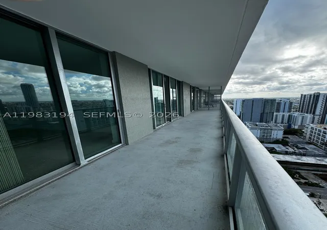 Photo 2 of Condo for sale at 1111 Sw 1St Ave #3122-N, Miami, FL 33130 | MLS# A11983194 | Listing updated on 2026-03-16