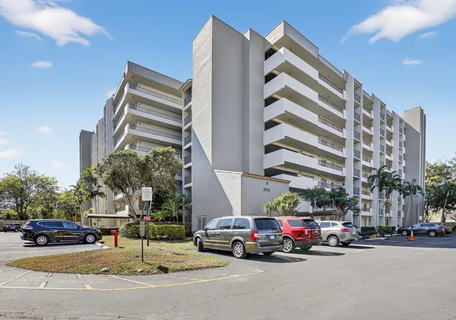 36th image of 3910 Inverrary Blvd #802-b, Lauderhill, FL 33319 | MLS# B26002442