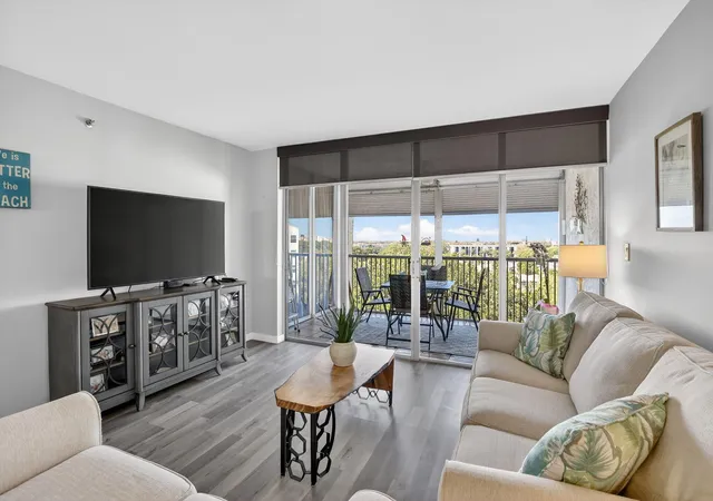 3rd image of 3910 Inverrary Blvd #802-b, Lauderhill, FL 33319 | MLS# B26002442