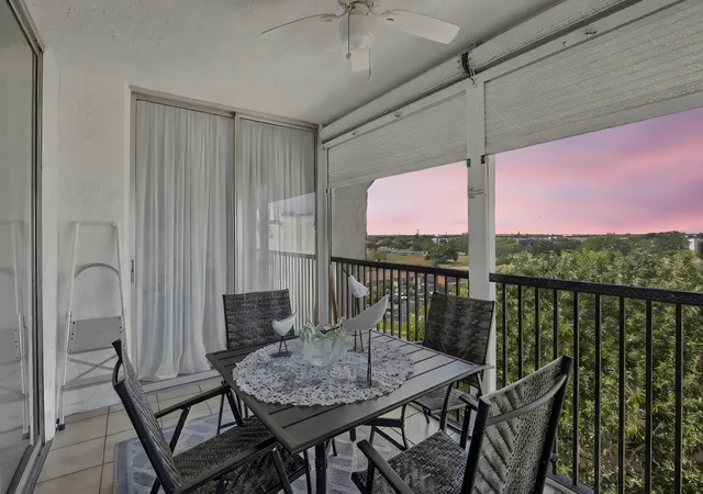 4th image of 3910 Inverrary Blvd #802-b, Lauderhill, FL 33319 | MLS# B26002442