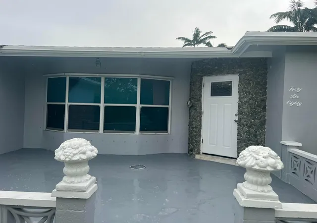 4th image of 4680 Nw 39Th St, Lauderdale Lakes, FL 33319 | MLS# B26002456