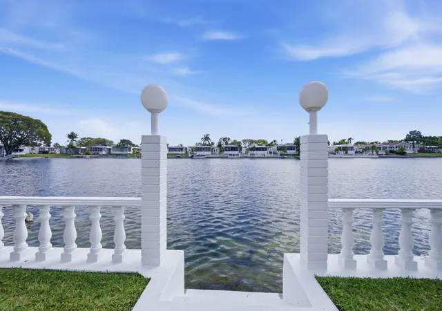 2nd image of 2774 Sw 54th St, Fort Lauderdale, FL 33312 | MLS# B26002469