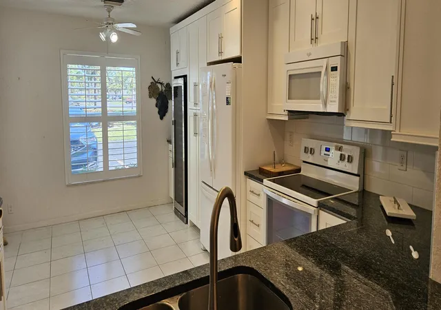 Homes for sale in Delray Beach, FL | 5432 Privet Pl Pl, Delray Beach, FL 33484
