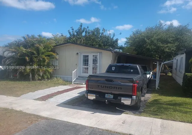 Photo 3 of Manufactured home for sale at 3024 Sw 51st St, Fort Lauderdale, FL 33312 | MLS# A11983026 | Listing updated on 2026-03-16