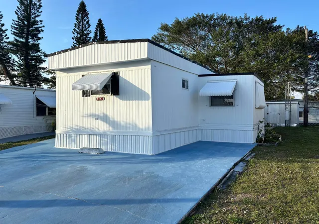 Homes for sale in Boynton Beach, FL | 4121 88th Ct S, Boynton Beach, FL 33436 | MLS# B26002522