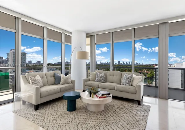 4th image of 3737 Collins Ave #S-803, Miami Beach, FL 33140 | MLS# A11983354