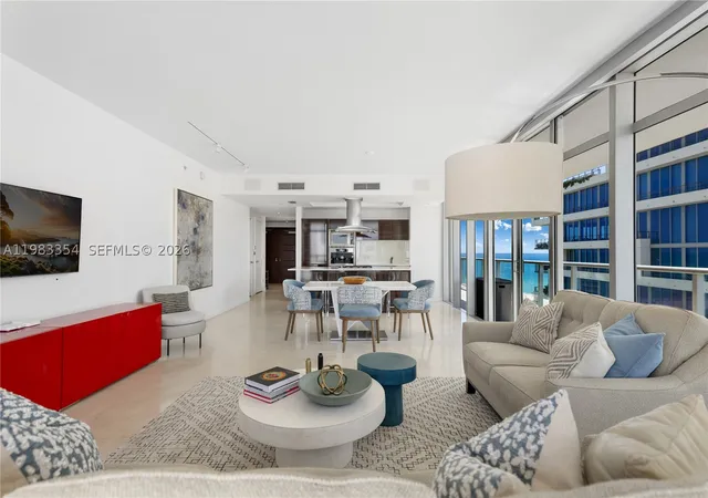 5th image of 3737 Collins Ave #S-803, Miami Beach, FL 33140 | MLS# A11983354
