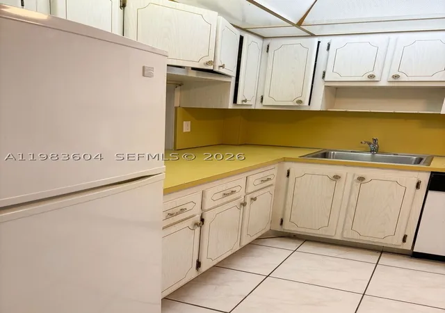 Photo 4 of Condo for sale at 410 Se 2Nd St #102, Hallandale Beach, FL 33009 | MLS# A11983604 | Listing updated on 2026-06-27