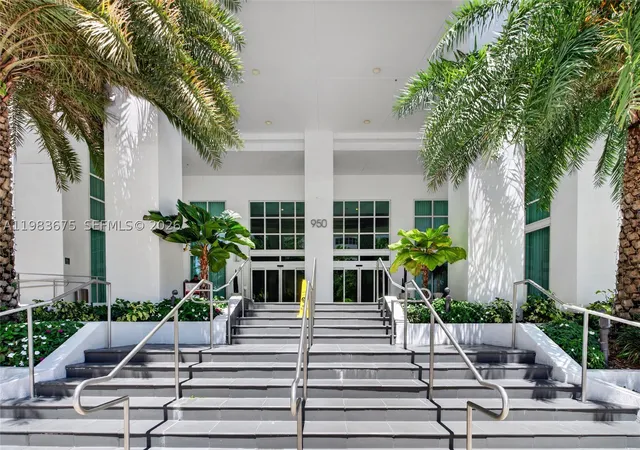 Photo 2 of Condo for sale at 950 Brickell Bay Dr #4100, Miami, FL 33131 | MLS# A11983675 | Listing updated on 2026-10-08