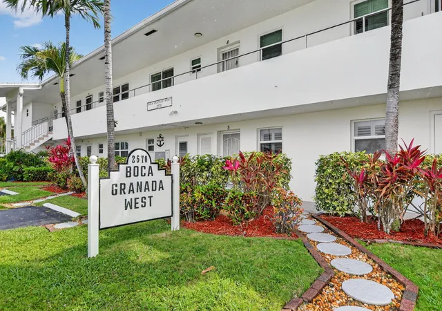 4th image of 2570 Banyan Rd #Unit 3, Boca Raton, FL 33432 | MLS# B26002914