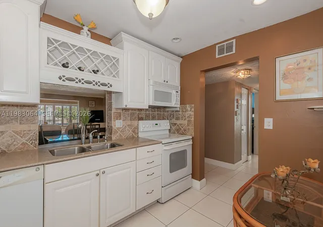 Photo 3 of Condo for sale at 4270 Nw 40Th St #201, Lauderdale Lakes, FL 33319 | MLS# A11983064 | Listing updated on 2026-06-29