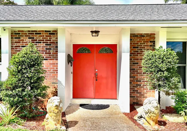 4th image of 8 Bell Ln, Palm Springs, FL 33406 | MLS# B26003628