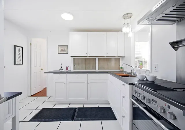 2nd image of 2917 Sw 54th St, Fort Lauderdale, FL 33312 | MLS# B26003737