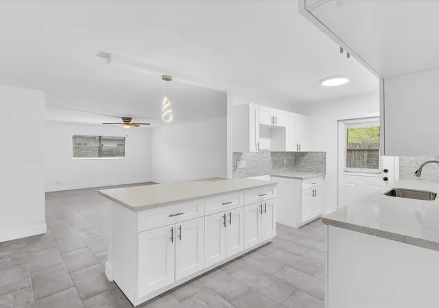 Homes for sale in North Lauderdale, FL | 7430 Kimberly Blvd, North Lauderdale, FL 33068