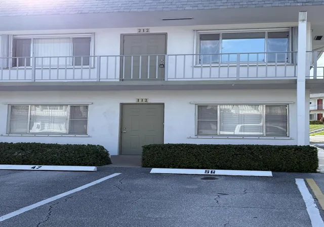 2nd image of 3160 Lake Osborne Dr #112, Lake Worth Beach, FL 33461 | MLS# B26004039