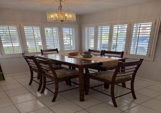 5th image of 3160 Lake Osborne Dr #112, Lake Worth Beach, FL 33461 | MLS# B26004039